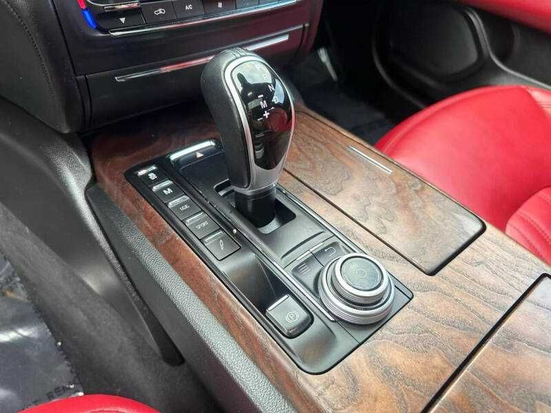 2017 Maserati Ghibli