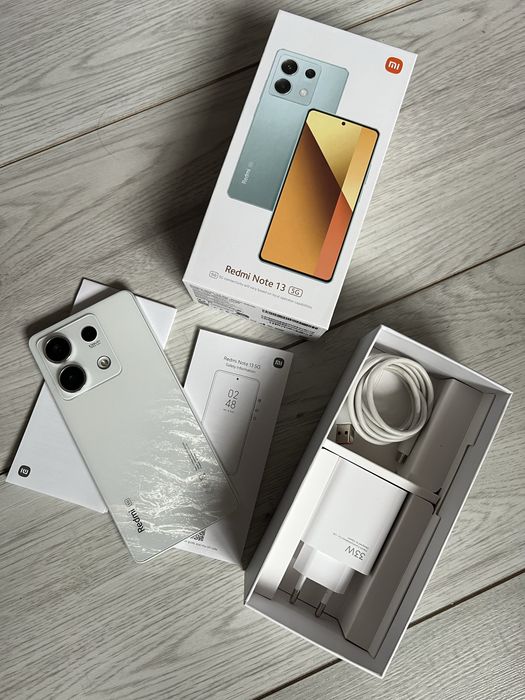 Redmi Note 13 5G w idealnym stanie na gwarancji.