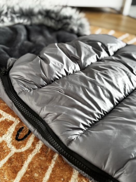 Śpiworek Cottonmoose zimowy do wózka szary srebrny metalizowany