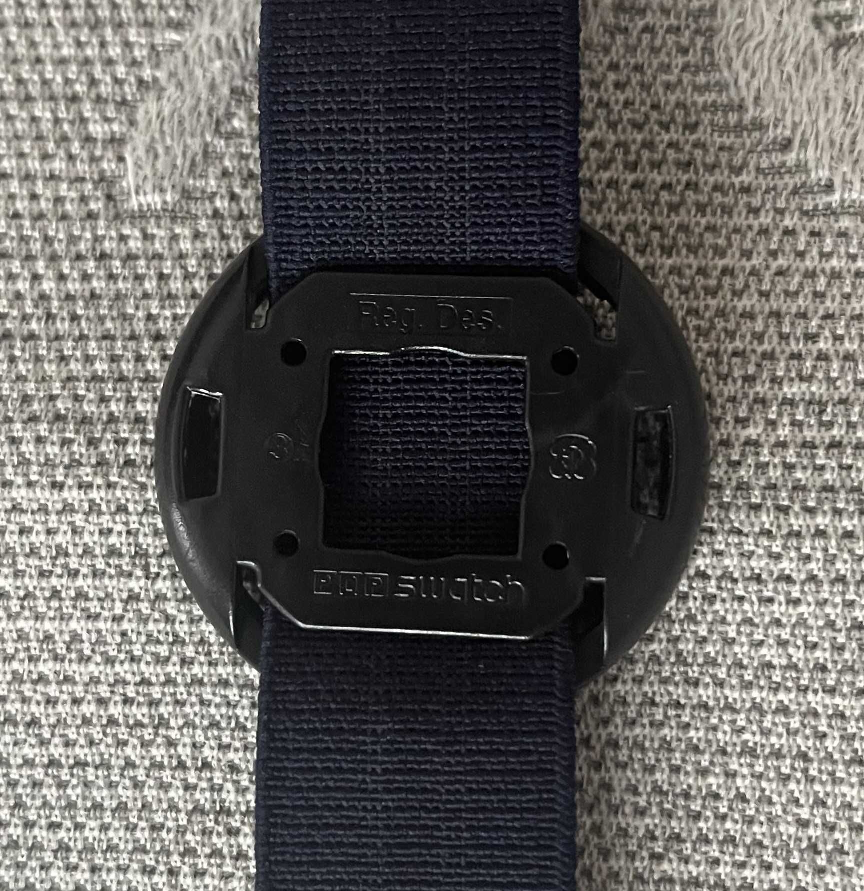 POP Swatch / Oryginalny Uchwyt / Czarny / Gratis pasek