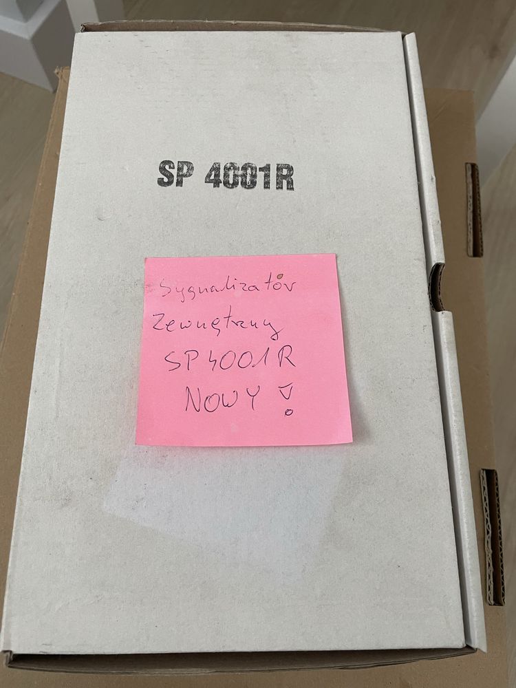 Sygnalizator  zewnetrzny  SP-4001-R SA vs TEL ABCV
