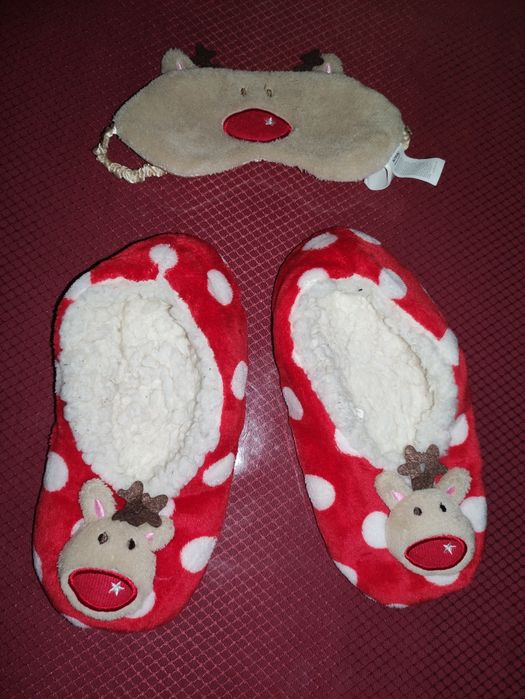 Подарунковий набір/тапочки/маска для сну