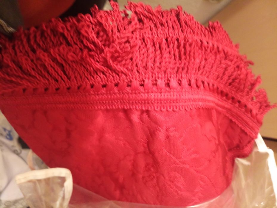 Colcha com franja Bordeaux