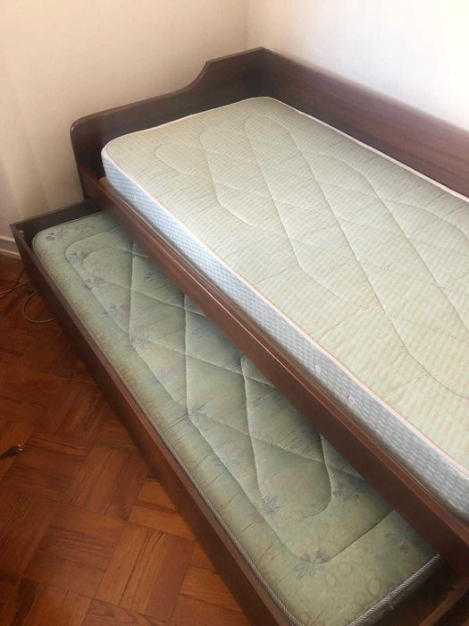 Sofá-cama, 2 colchões