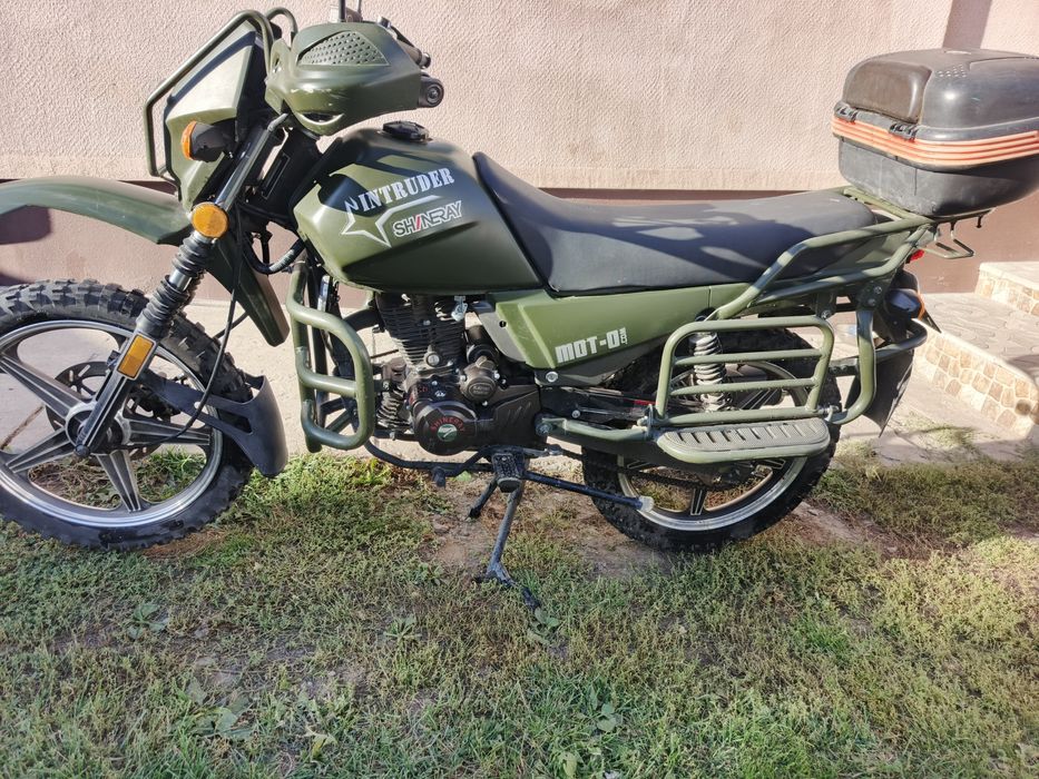 Мотоцикл 200 куб.