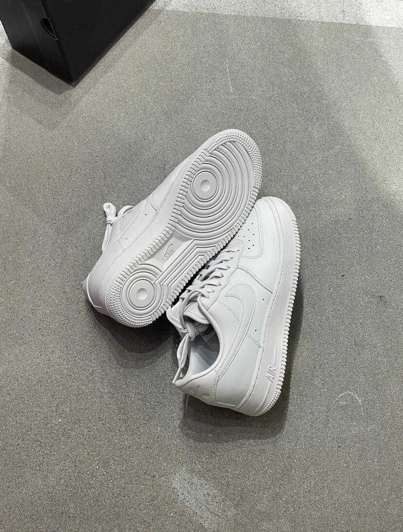 NikeAirForce1Low07White R.42