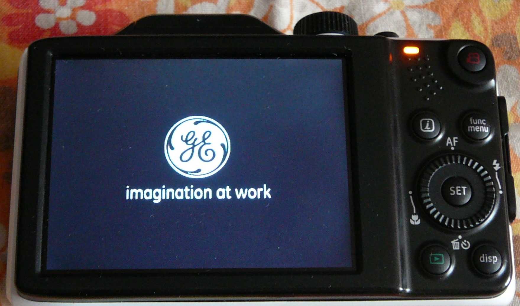 Цифрова фотокамера General Electric G100