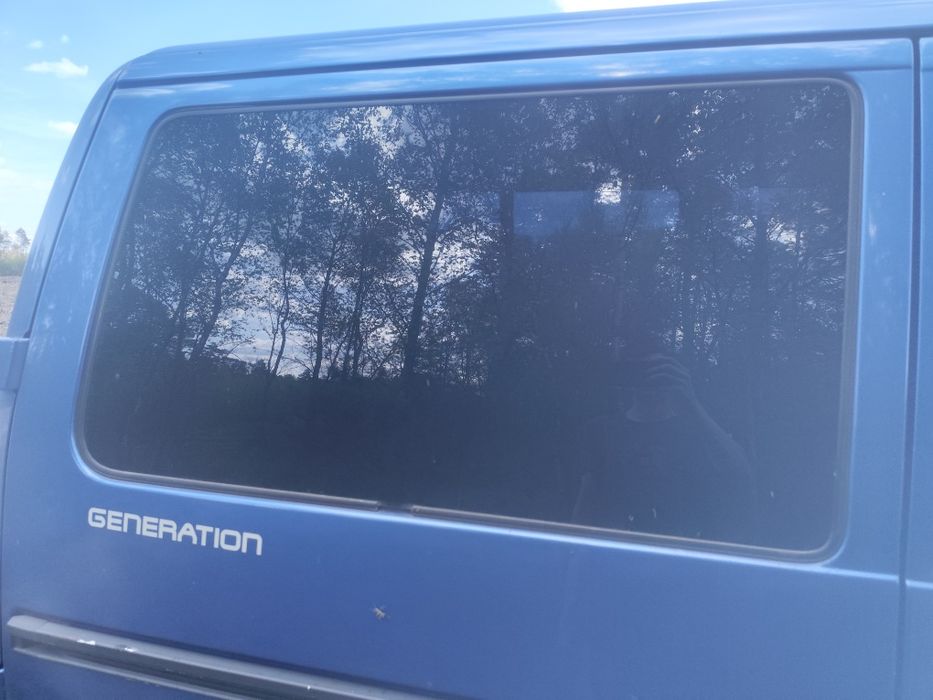 VW Transporter T4 Multivan szyba boczna prawa lewa tylna przyciemniana