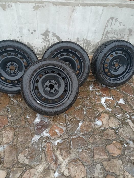 Opony zimowe na felgach 16 5x112