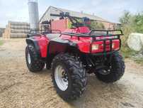 Honda big Red 300 2x4  transport gratis