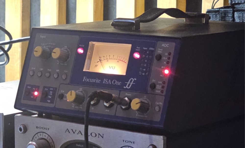 Focusrite isa one plus karta AD adat