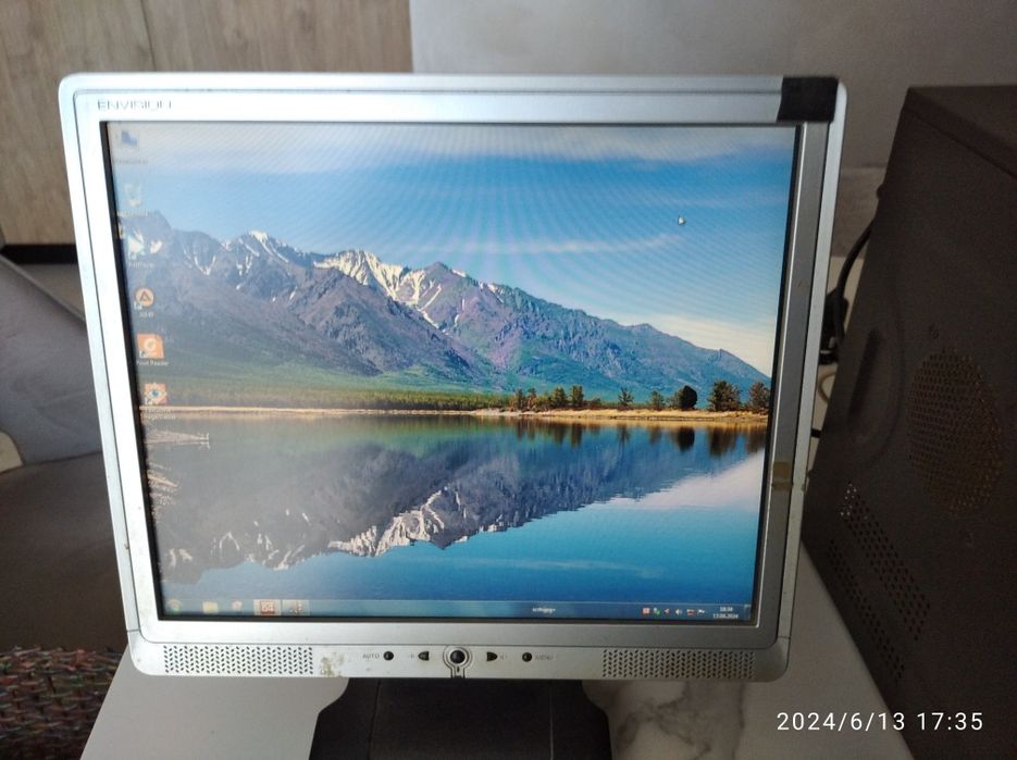 Компьютер с монитором