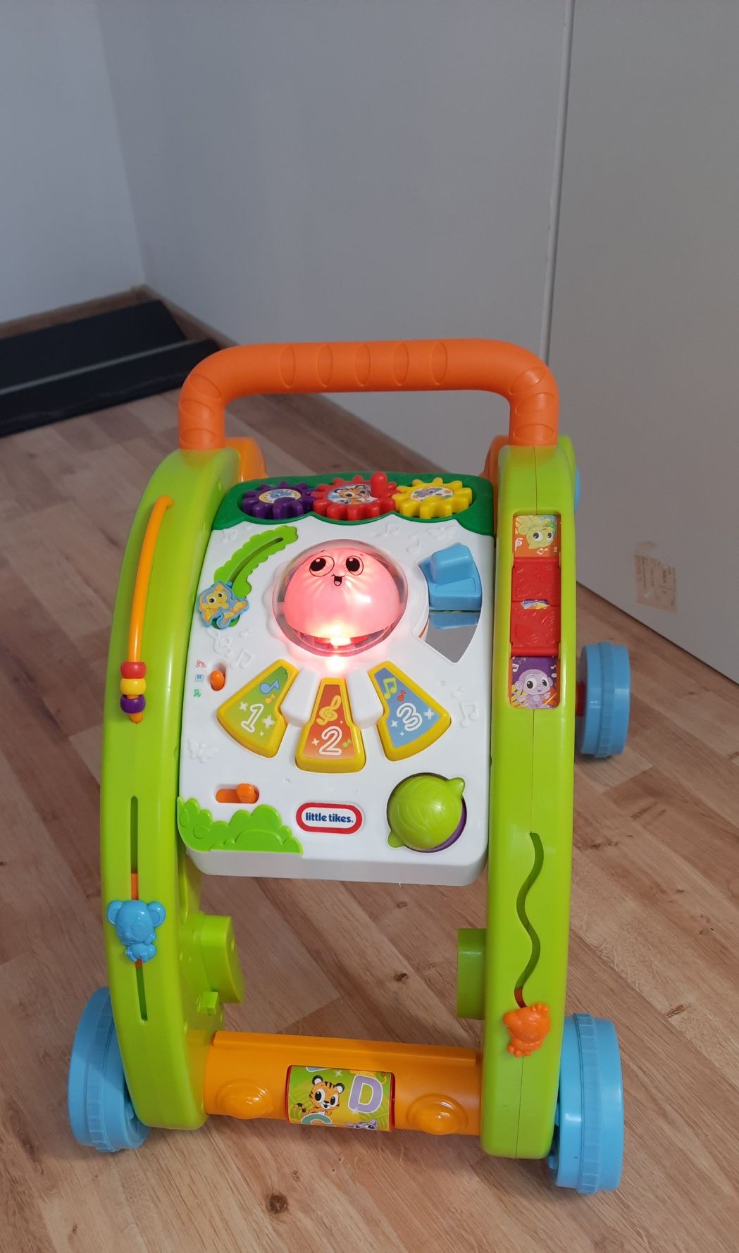 Pchacz Jeździk Little Tikes