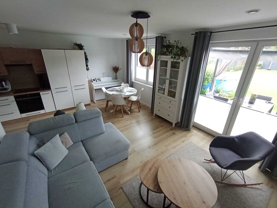 Dom na parterze 74m2 z dużym ogrodem, garażem i blaszakiem