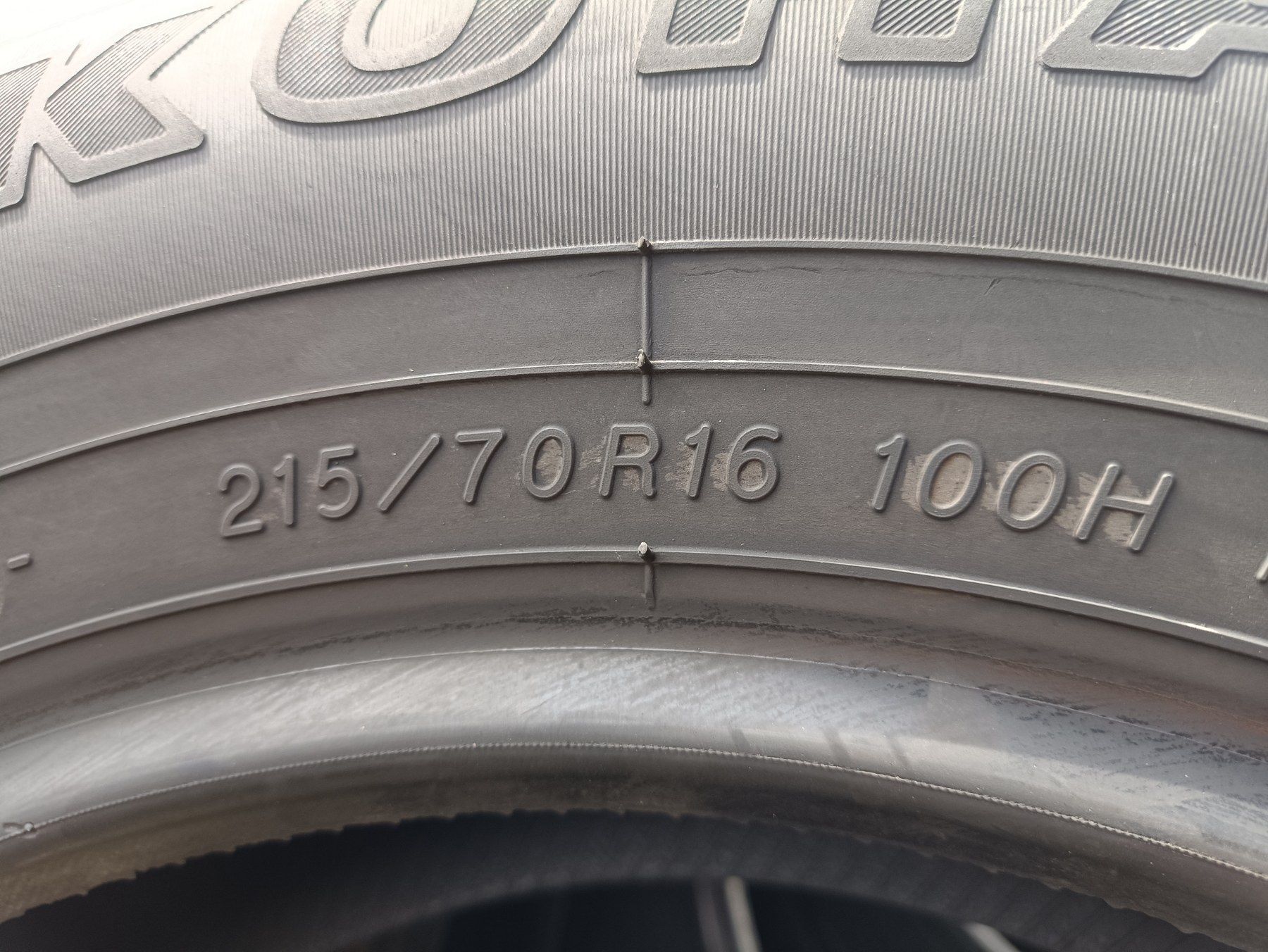 Літні шини Yokohama 215/70 R16 резина Р16