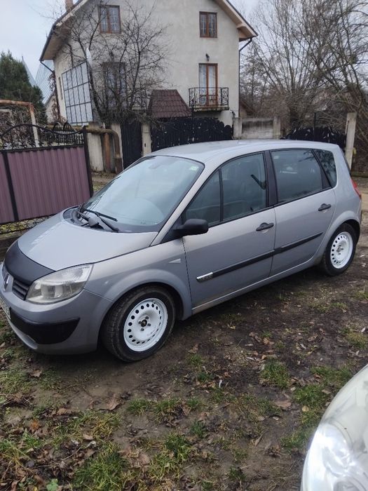 Терміново !! Сценік.