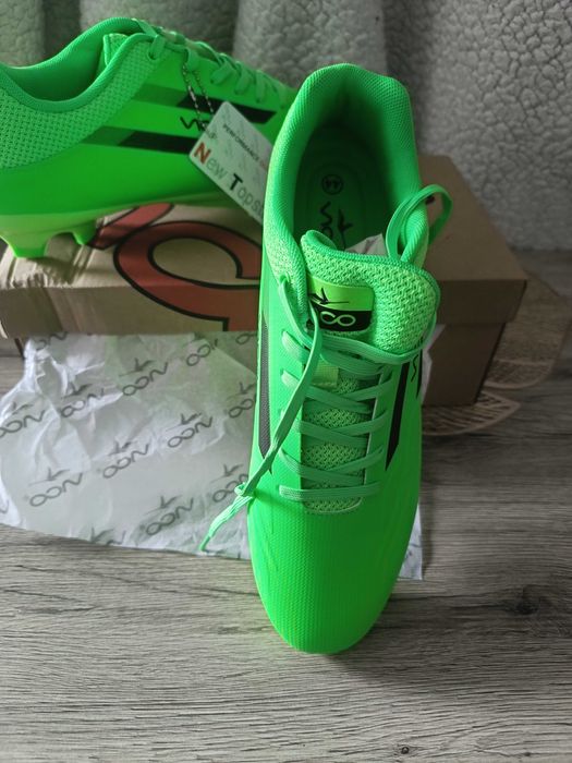 Buty sportowe/ korki