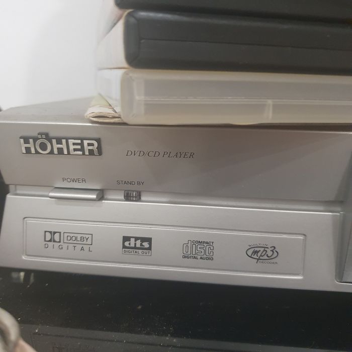 Leitor de DVD e CD Player HOHER (Com Comando)