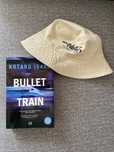 Bullet Train: livro + chapéu NOVO