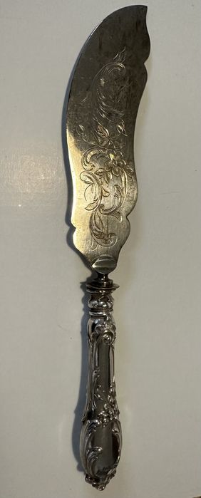 Trinchante de peixe, prata, marcado