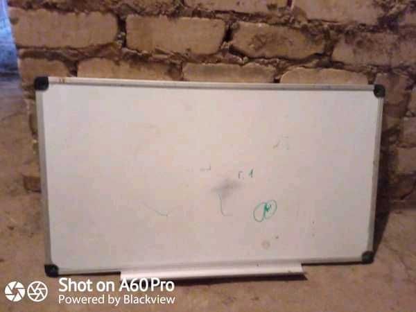 Магнітна дошка металева біла.