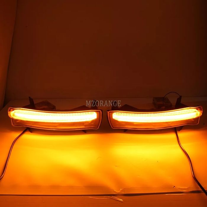 Дневные ходовые огни LED для Jeep Compass 2017+с повторителем поворота