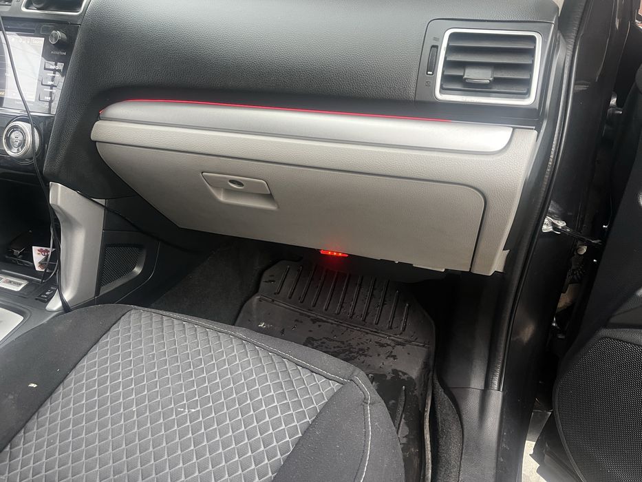 Субару форестер 2016 рік