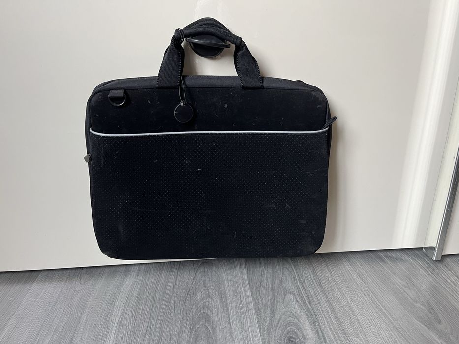 Сумка для ноутбука з охолодженням