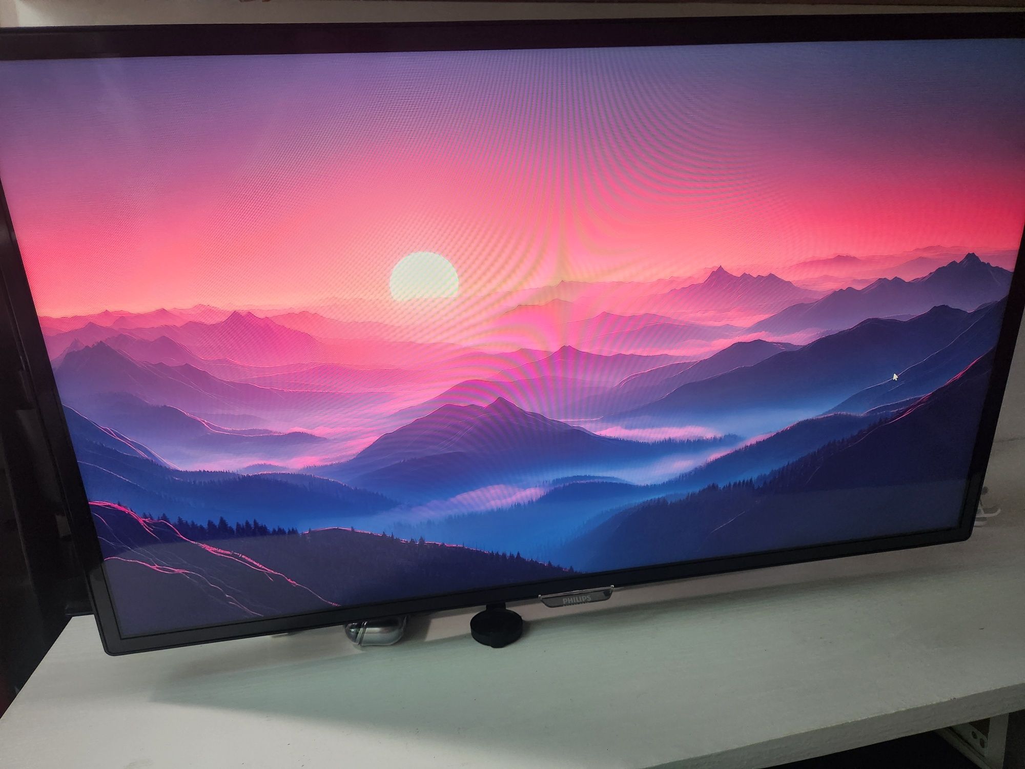Монитор 32" Philips 323E7Q AMD FreeSync