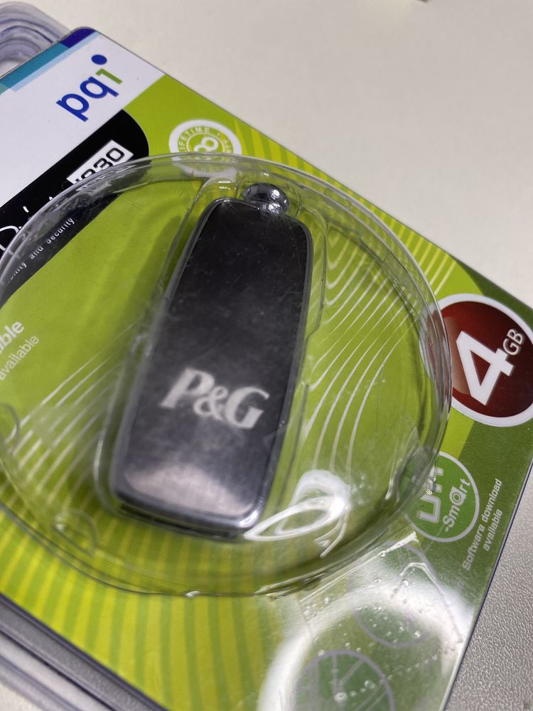 Pendrive 4GB nowy pqi