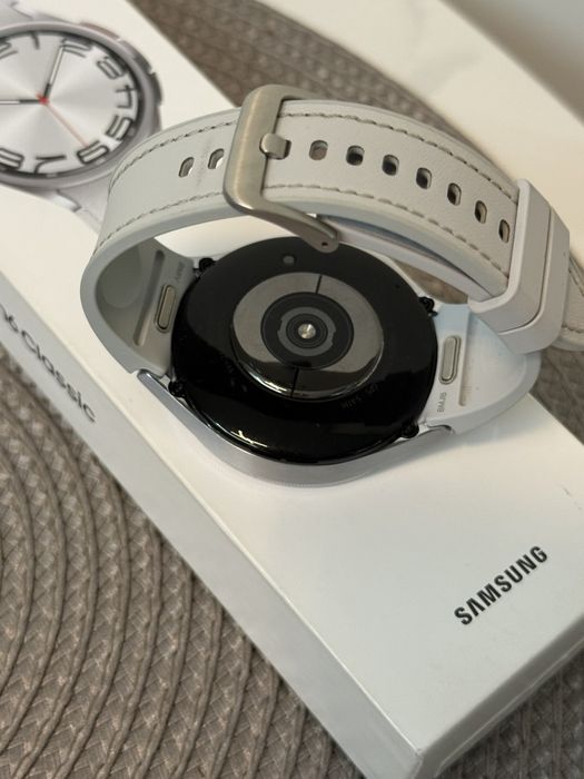 Годинник Galaxy Watch6 Classik