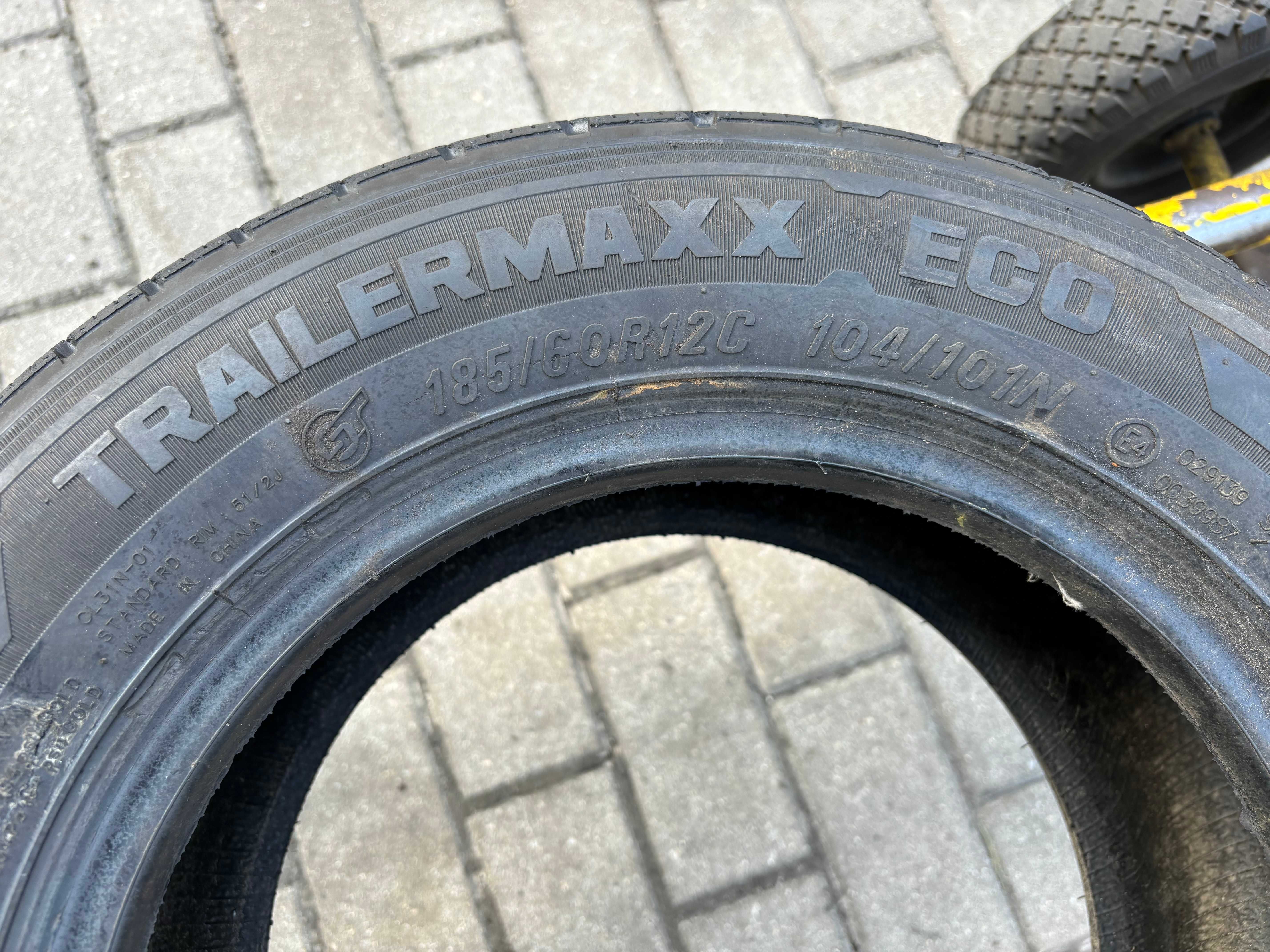 Opona Laweta Przyczepa 185/60R12C 104/101N CST TRAILERMAXX ECO 7.6MM