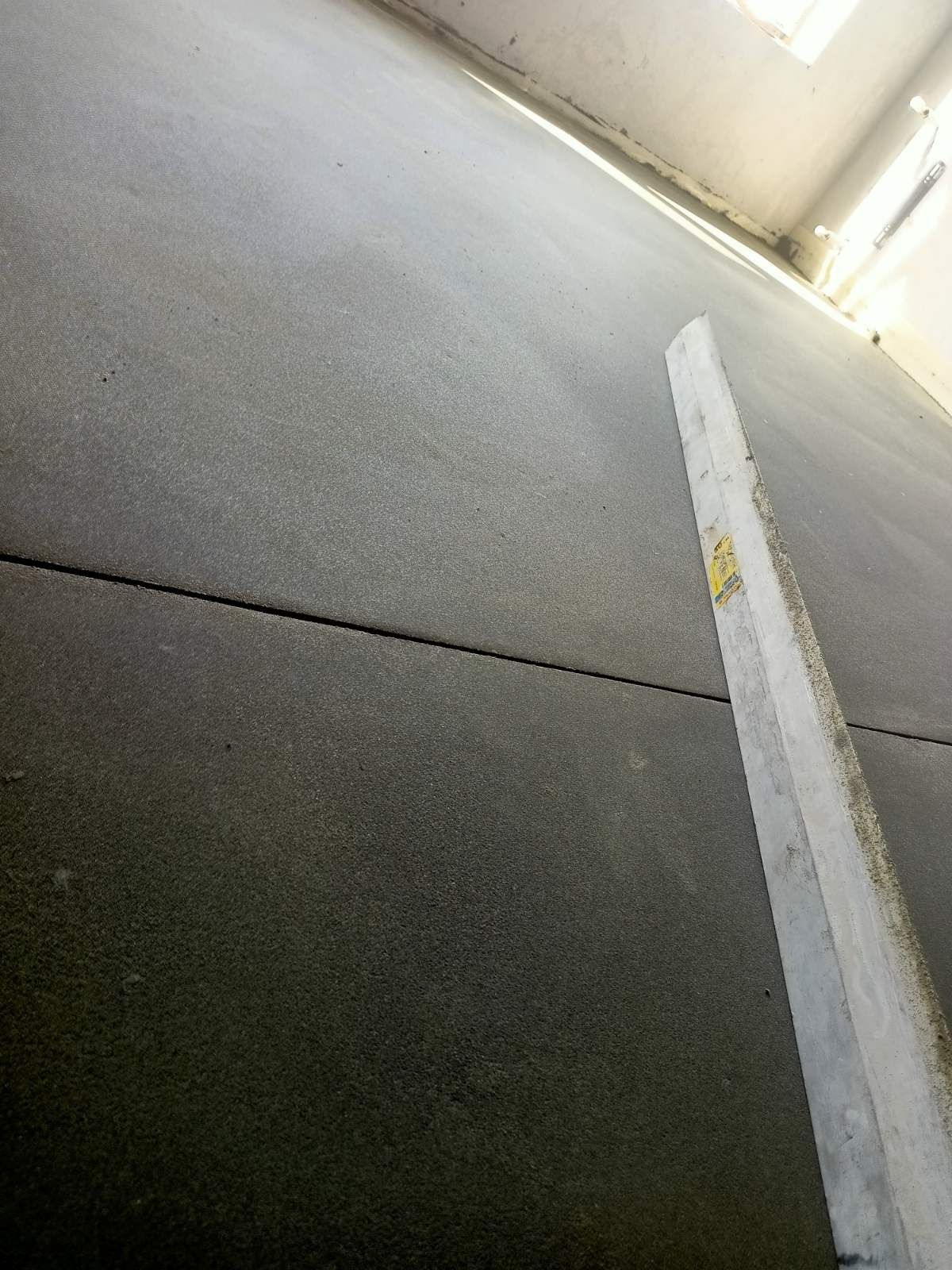 Стяжка підлоги напівсуха промислова підлога механізована стяжка бетона