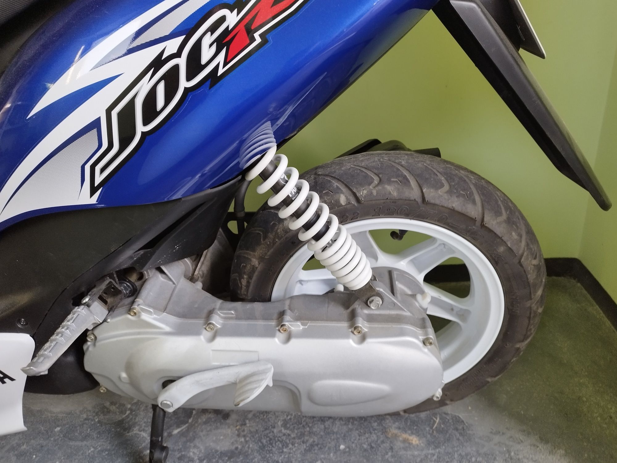 Piekny  skuter Yamaha jog