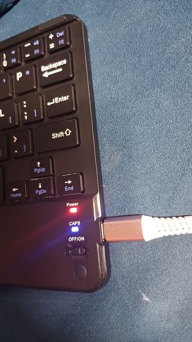 Klawiatura bluetooth