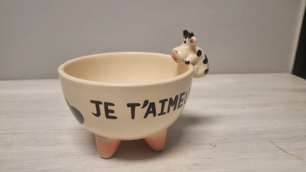Miska krowia używana