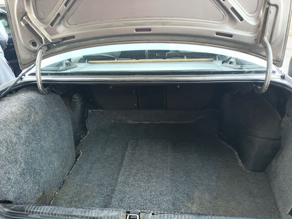 Opel Omega A 2.0 Бензин