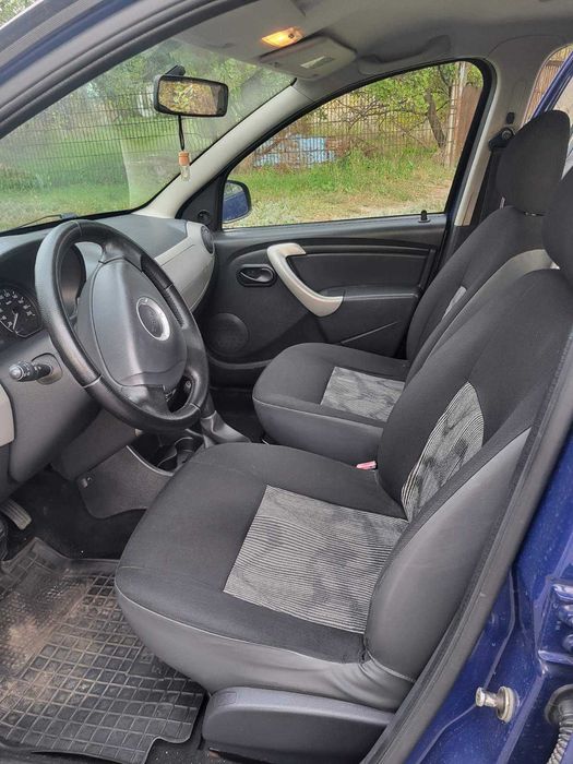 Dacia Sandero (2009)