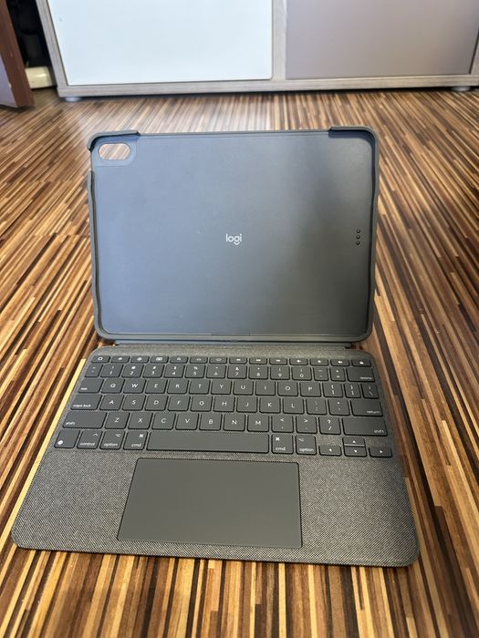 Etui na iPad Air LOGITECH Combo Touch Szary Klawiatura