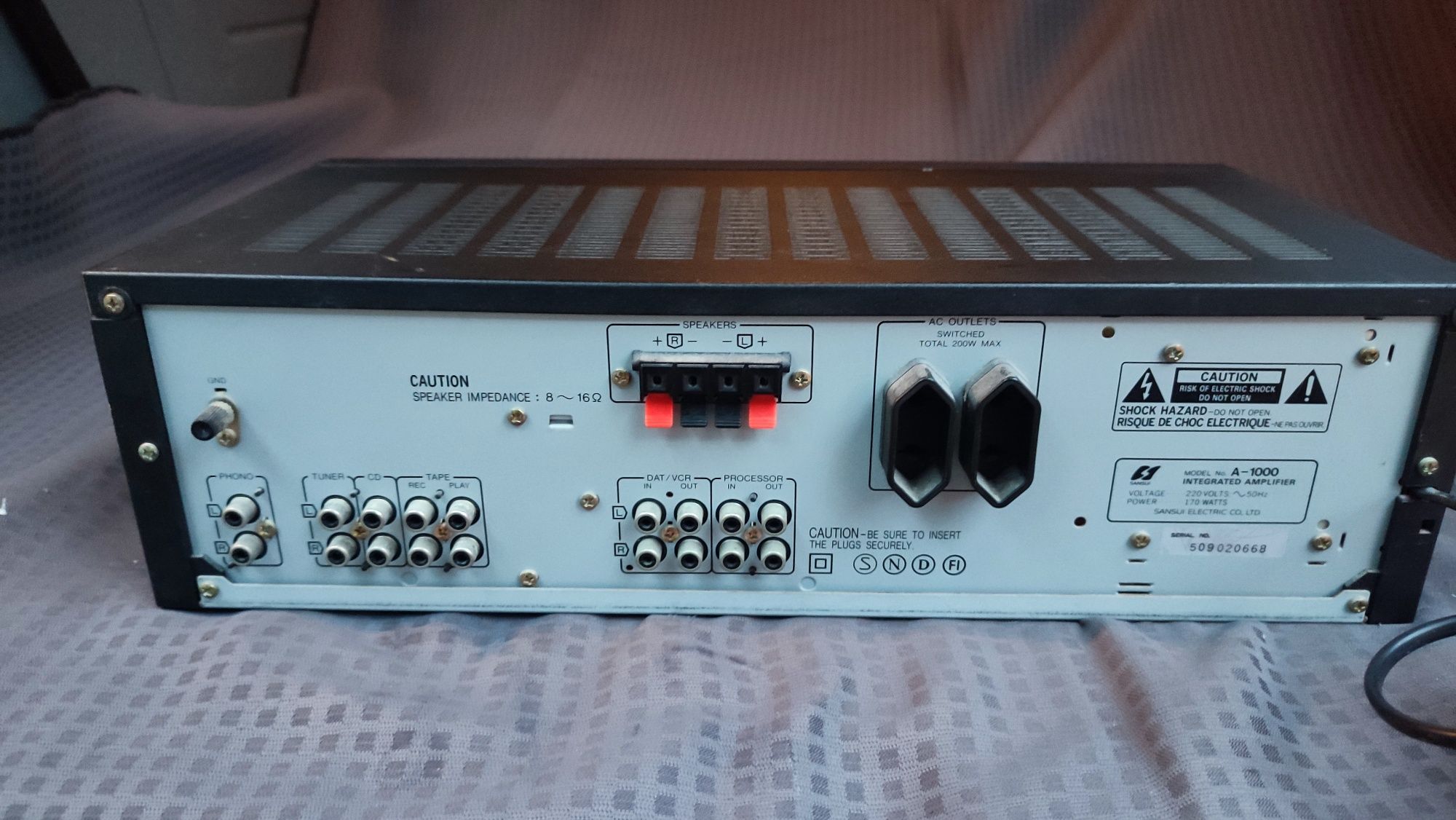 Wzmacniacz Sansui A-1000