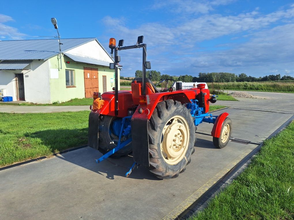 Ursus c 330 ogrodniczy/sadowniczy nie mtz zetor