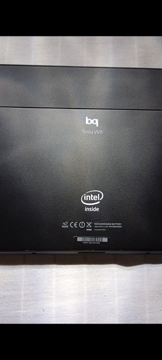 Tablet BQ Tesla W8