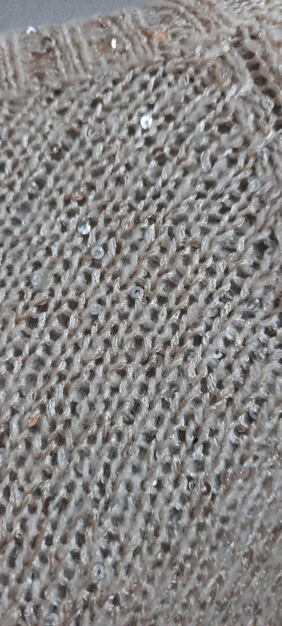 Beżowy sweter H&M z cekinami L/XL