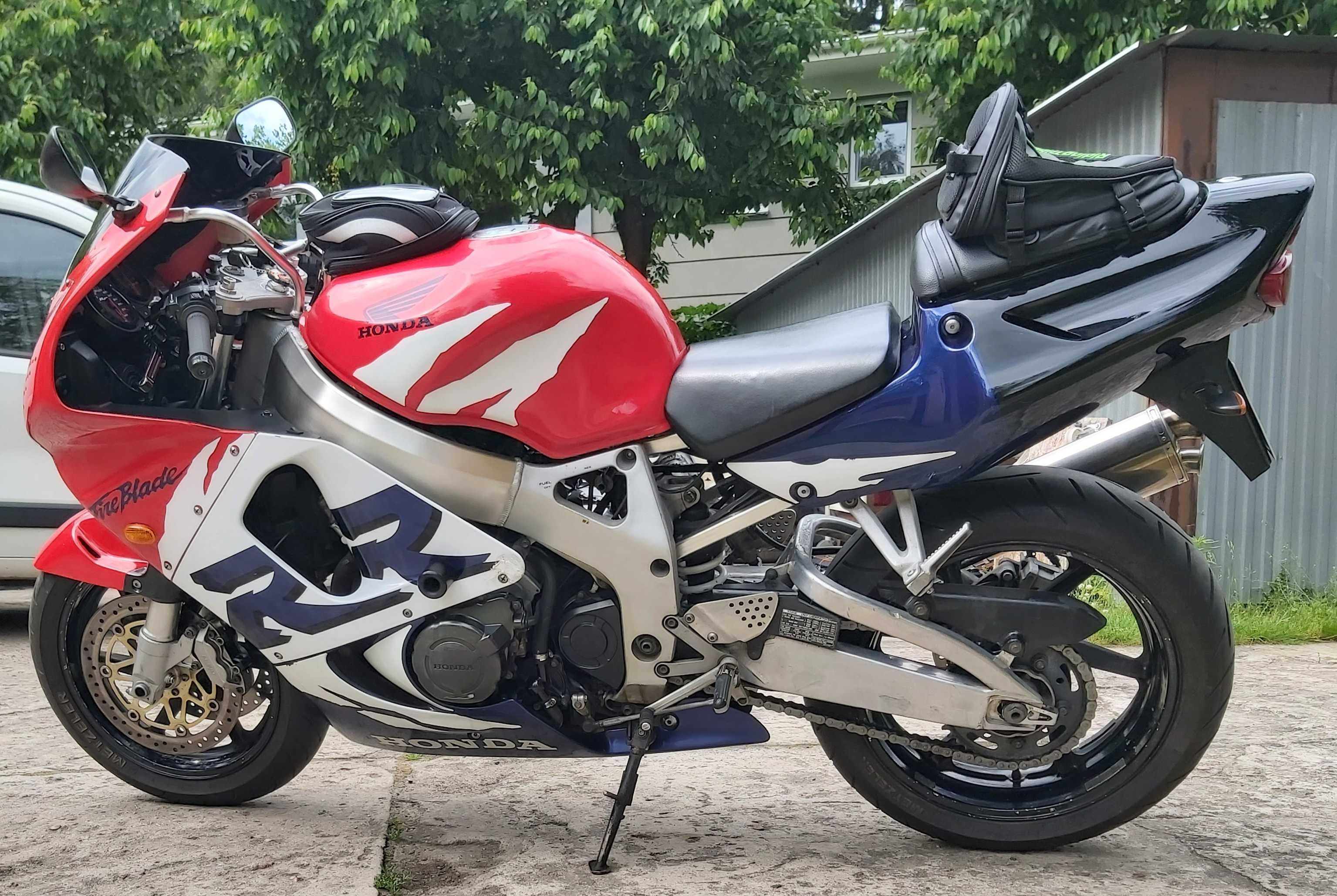 Honda CBr 900RR sc33 Klasyk