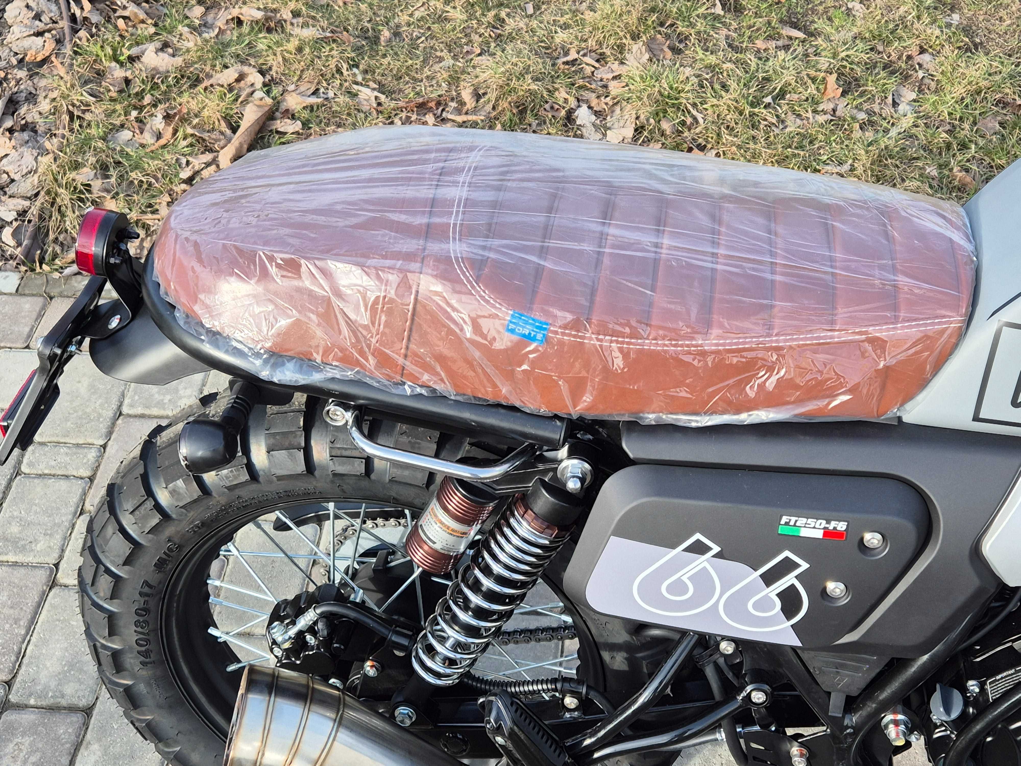 Мотоцикл FT250-F6 SCRAMBLER Forte