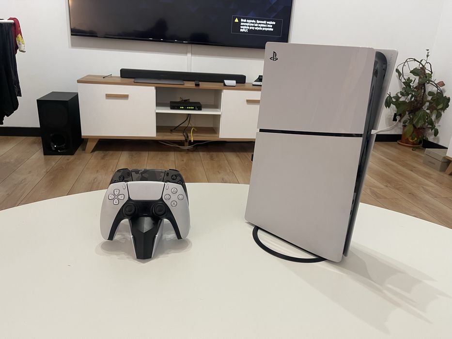 PlayStation 5 Slim z napędem 3TB + dodatki!