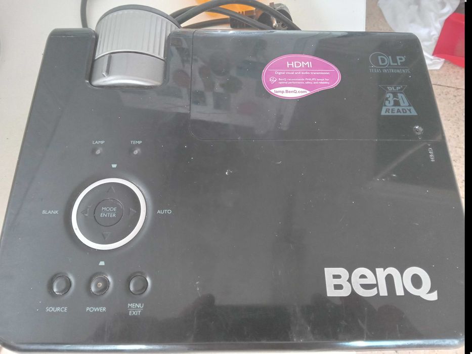 Projector BENQ c/novo