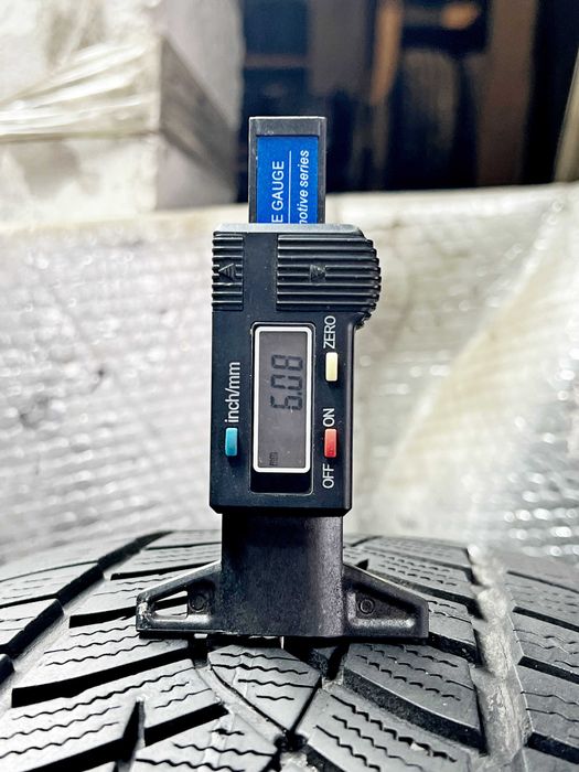 Шини Б/в 225.60.17 пара Goodyear