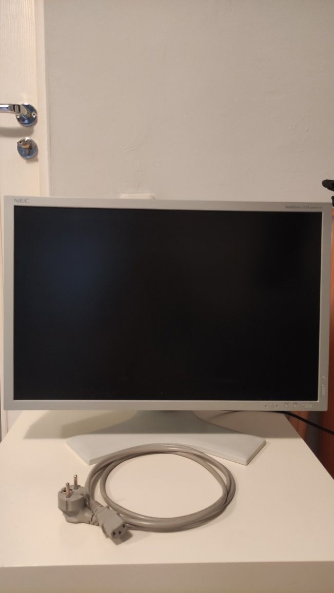 Монітор професійний Nec multisync lcd2090 wuxi 2
колір - чорний