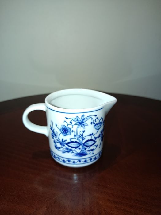 Śliczny stary mlecznik porcelana Kahla